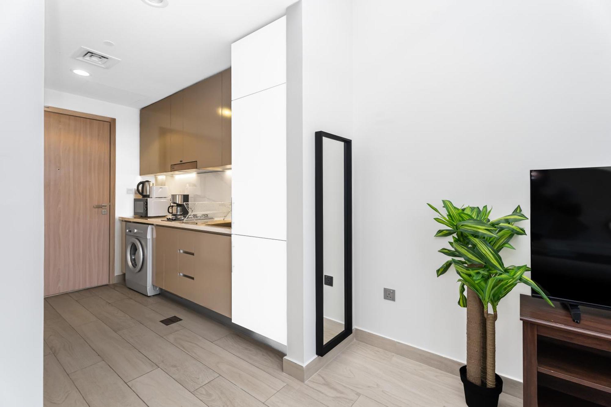 Escape24 Stylish Studio Azizi Riviera 8 Meydan One Dubai Exterior foto
